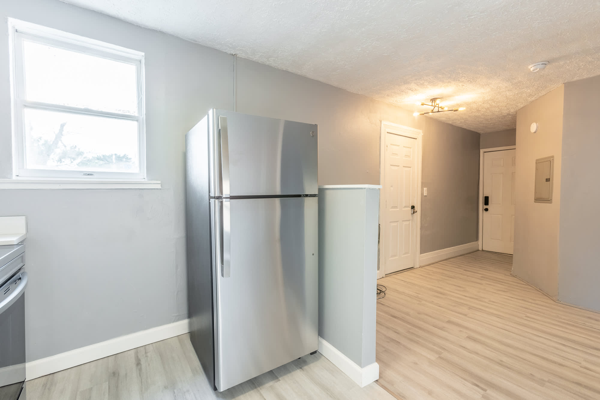 608 Taylor Avenue 202 – photo 3