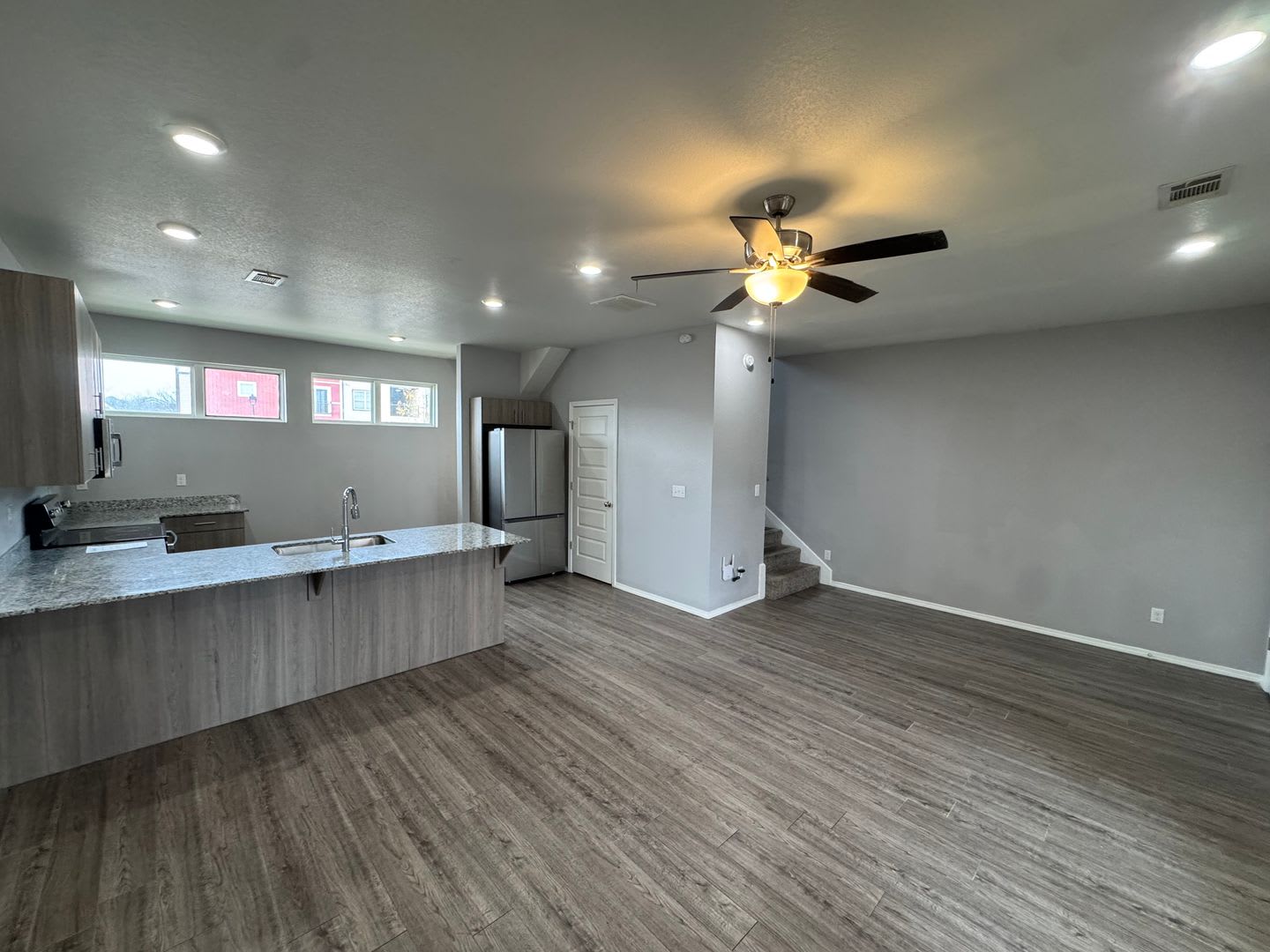 1666 Razorback Rd – photo 2