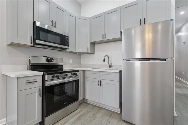 3211 BARONNE Street – photo 3