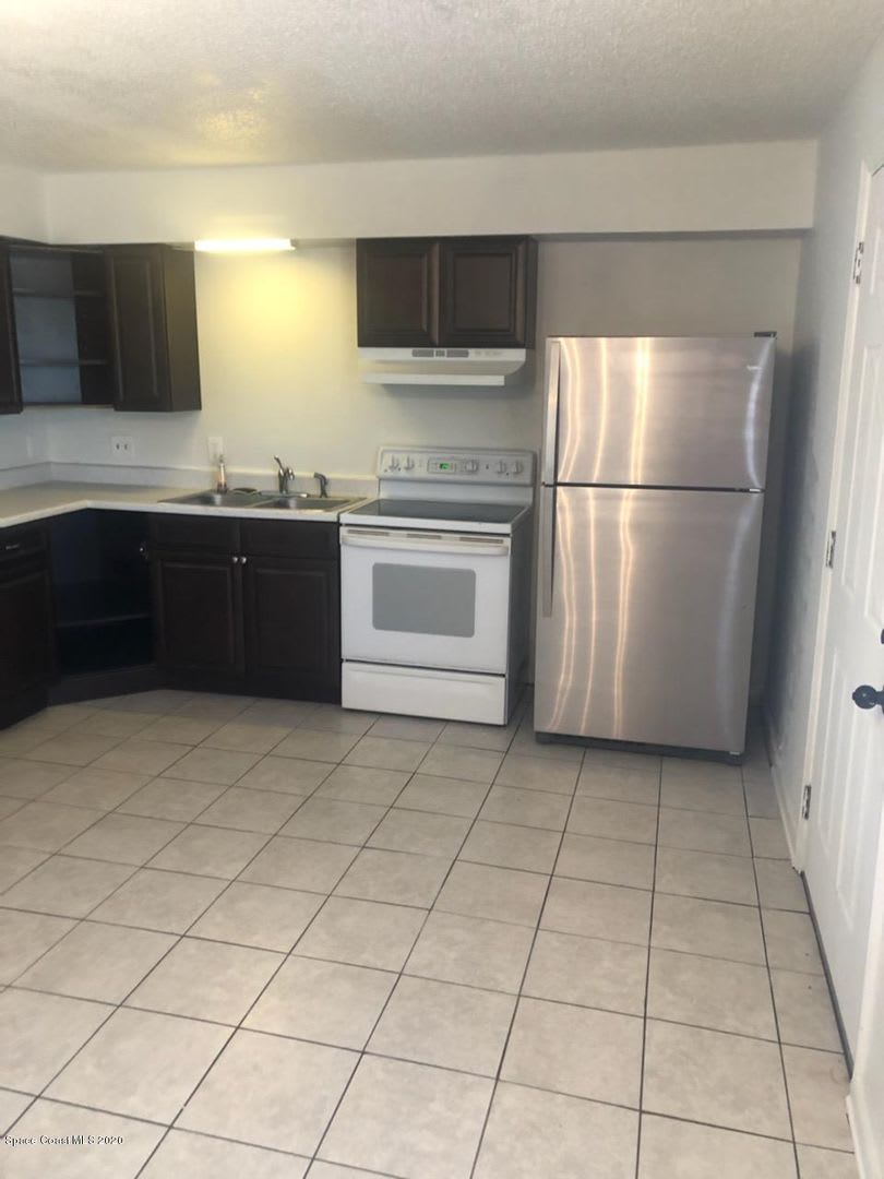 210C Pierce Ave – photo 3