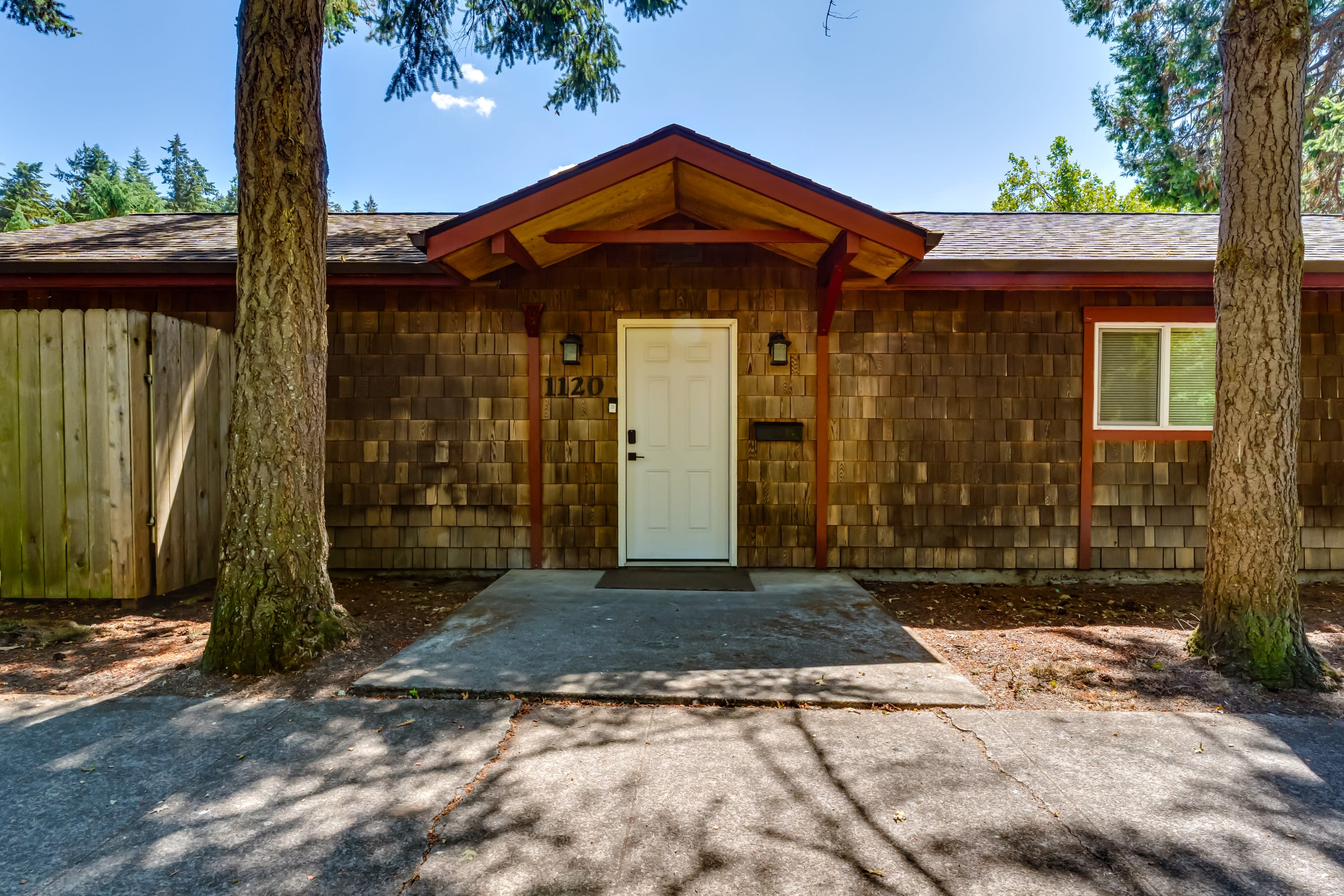1120 East 24th Avenue – photo 2