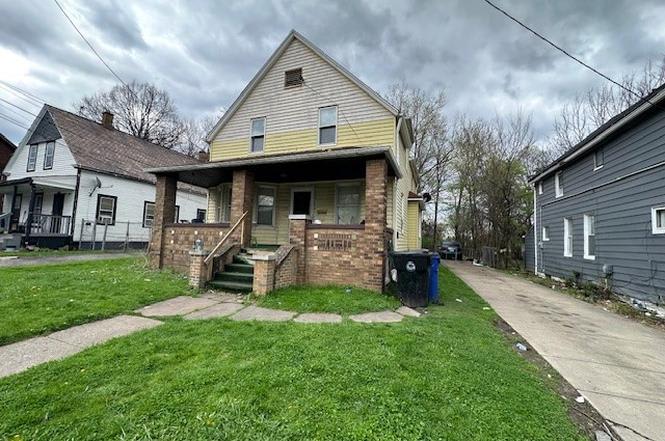 9710 Aetna Road – photo 1