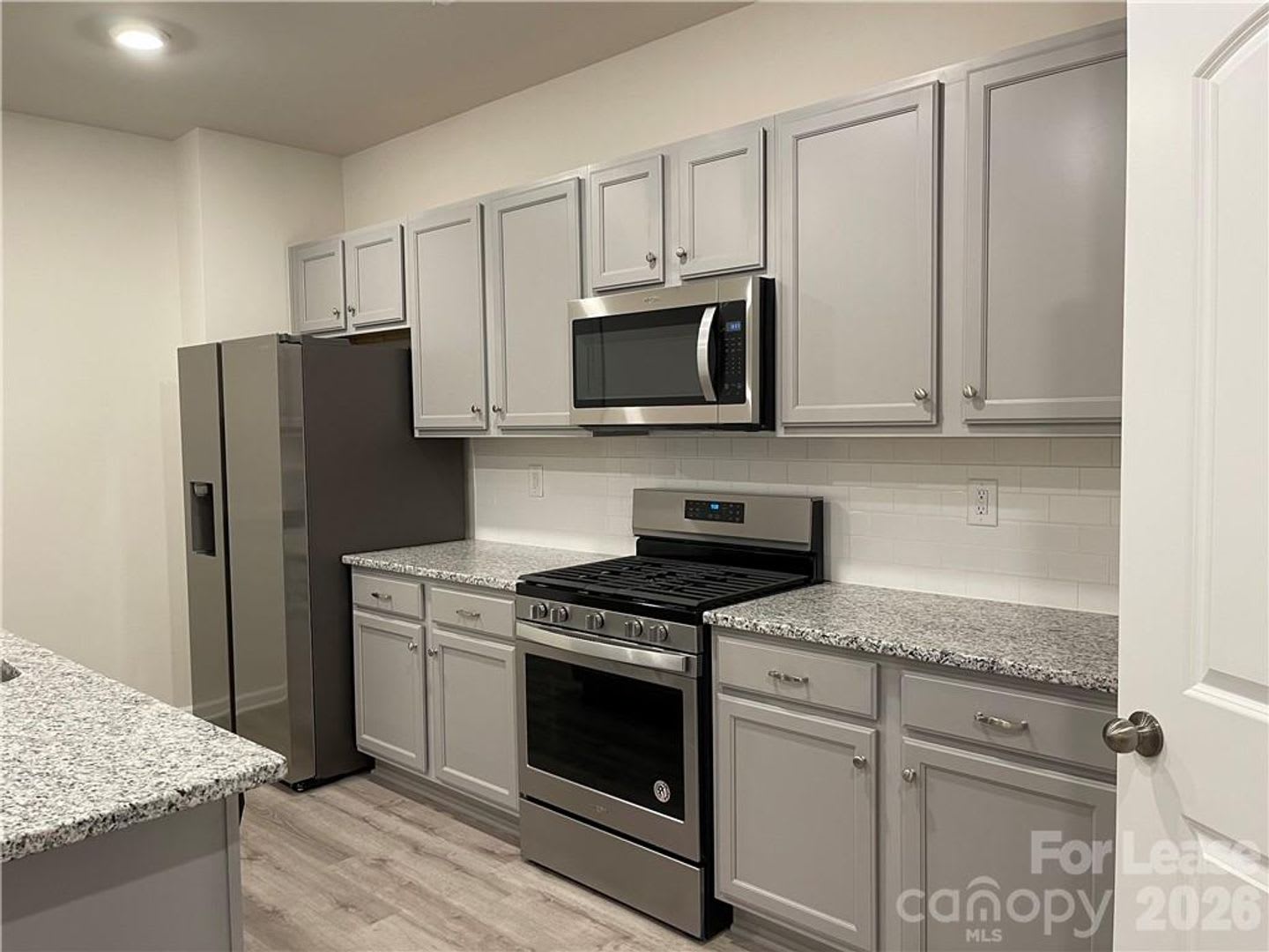 Available For Immediate Move In – photo 2