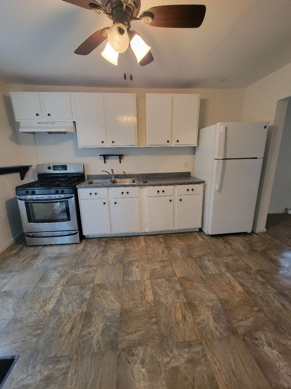 1123 South 13th Avenue – photo 2