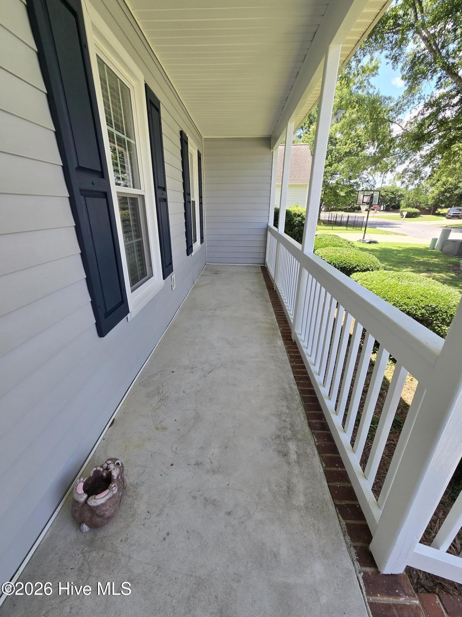 102 White Oak Drive – photo 4