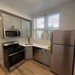 3929 North Southport Avenue – photo 1