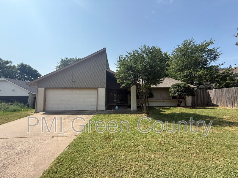 7530 East 78th Street – photo 1