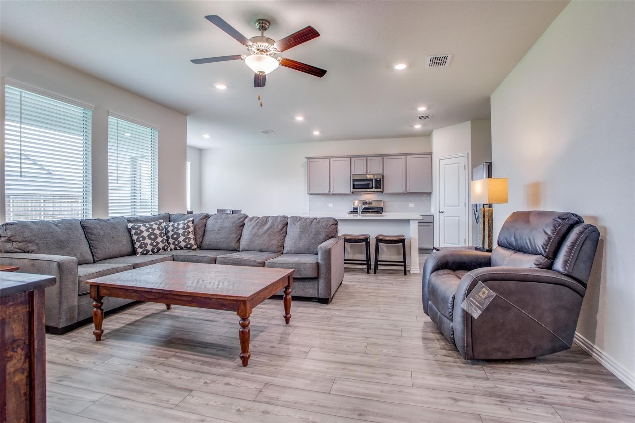 113 Hayes Drive – photo 2