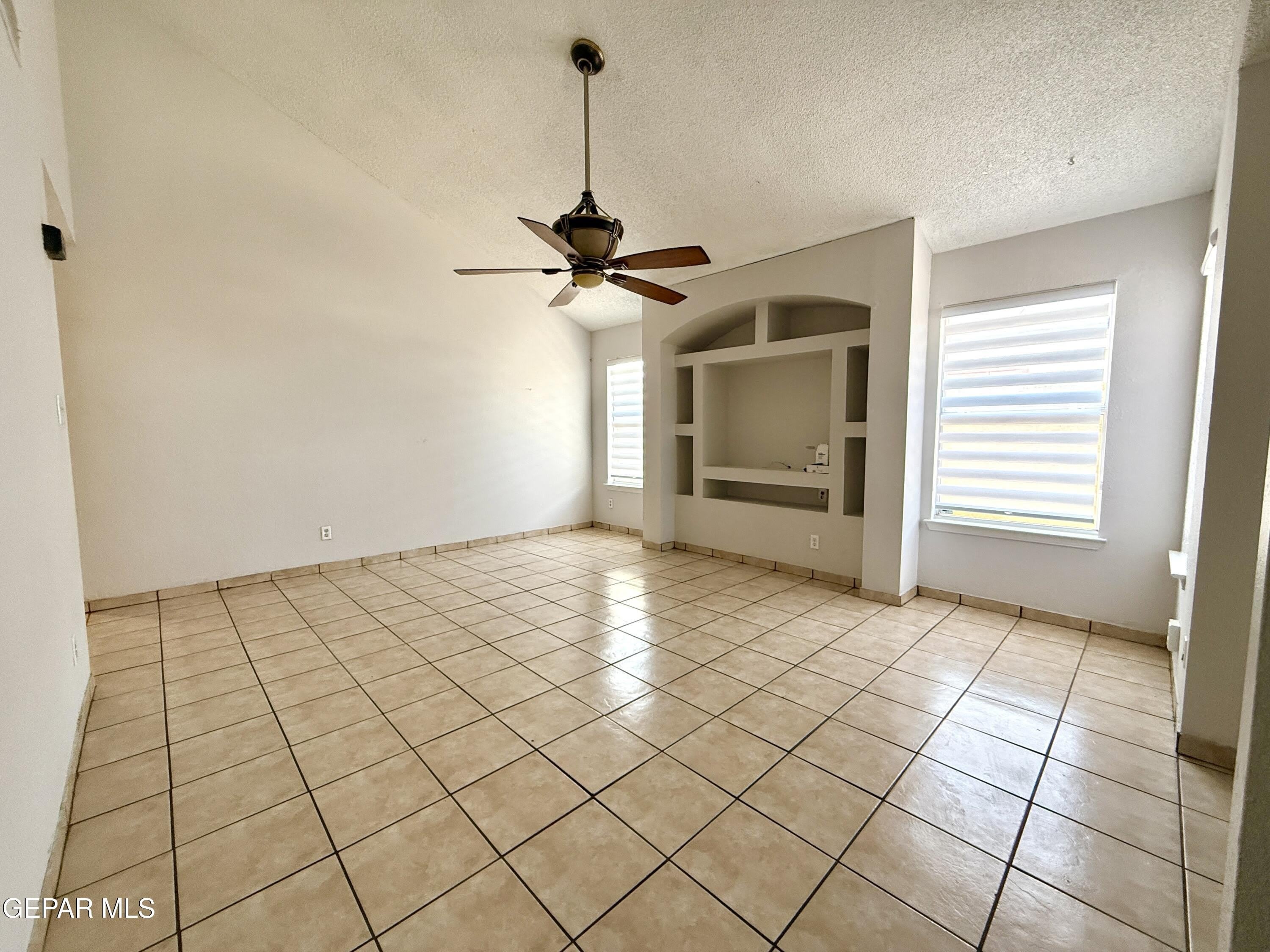 11992 Dragon Crest Drive – photo 4