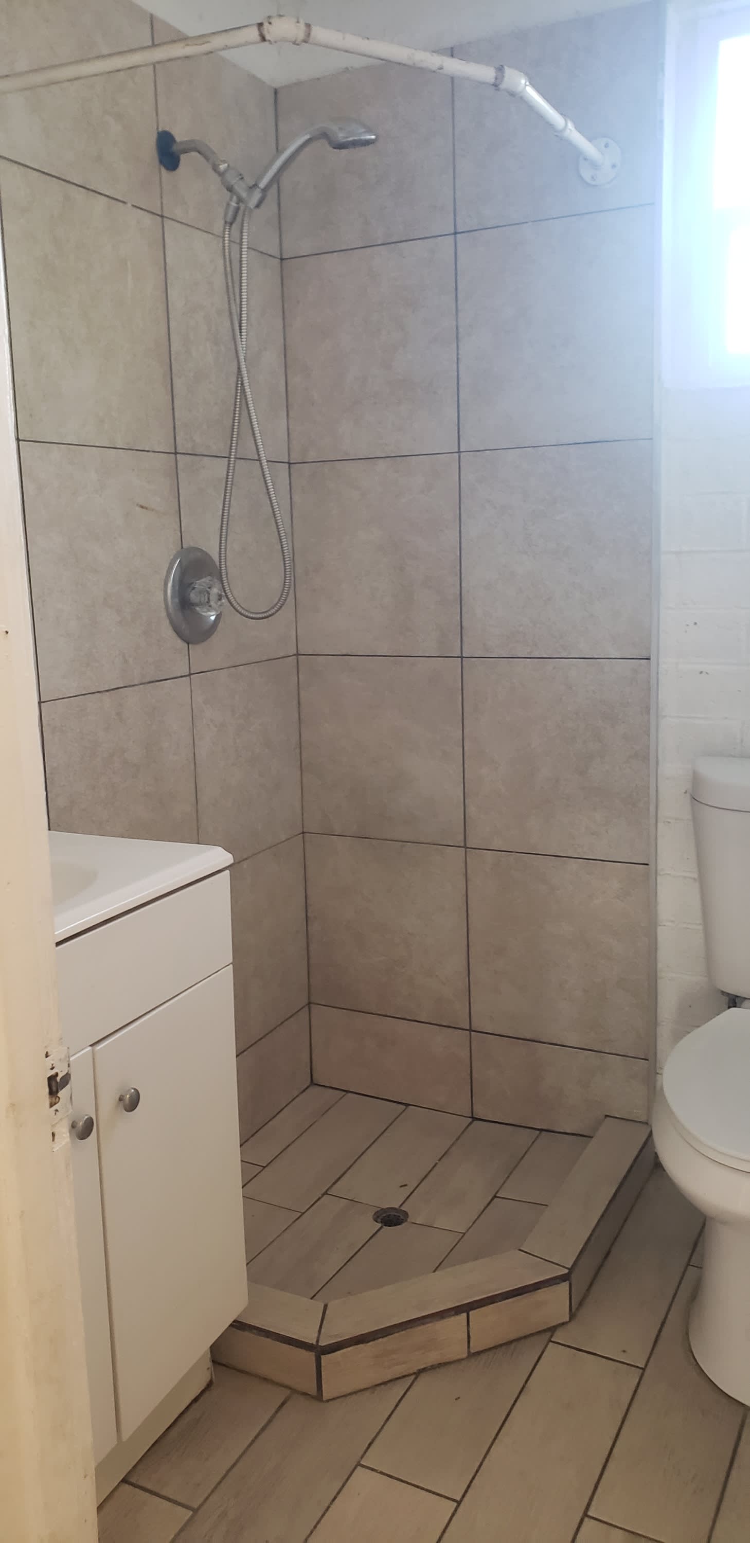 614 North Lemon Avenue – photo 5
