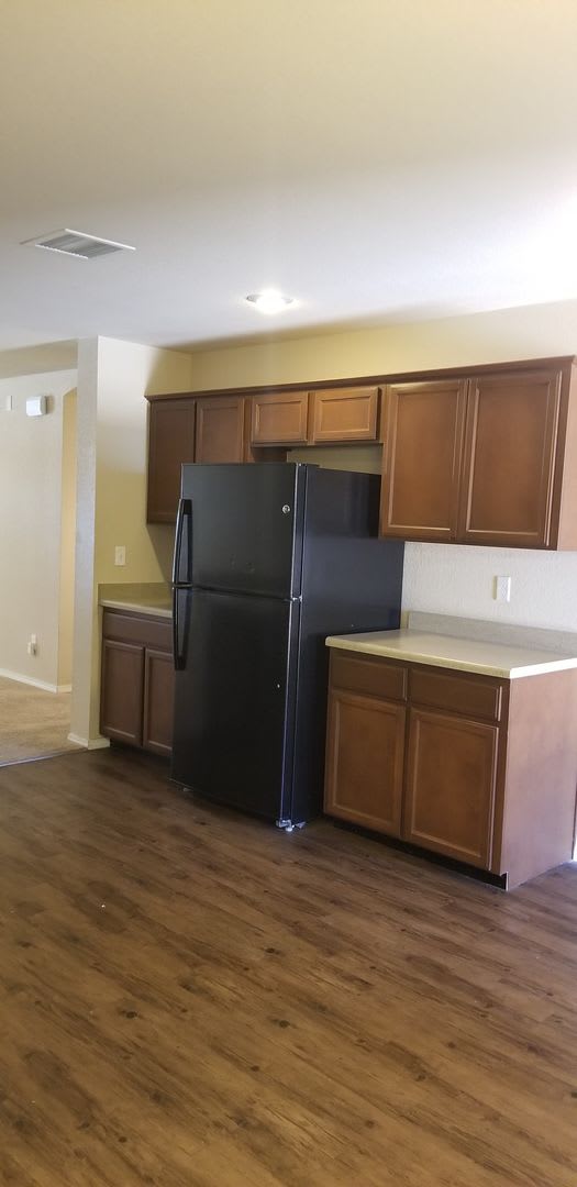 Adorable 3 Bedroom 2 Bath Townhouse in Eastside El Paso!! – photo 5