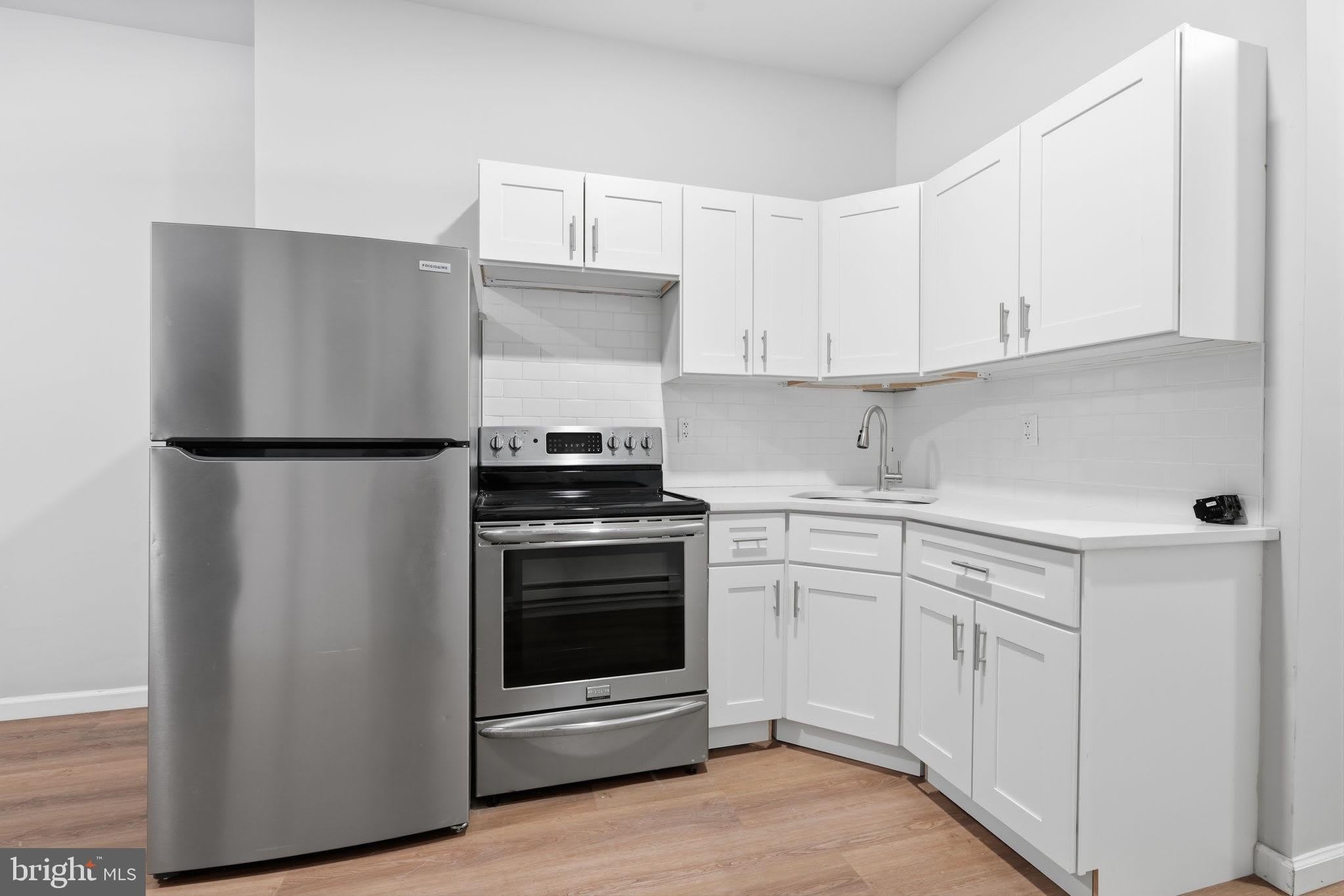 3448 FRANKFORD Avenue – photo 1