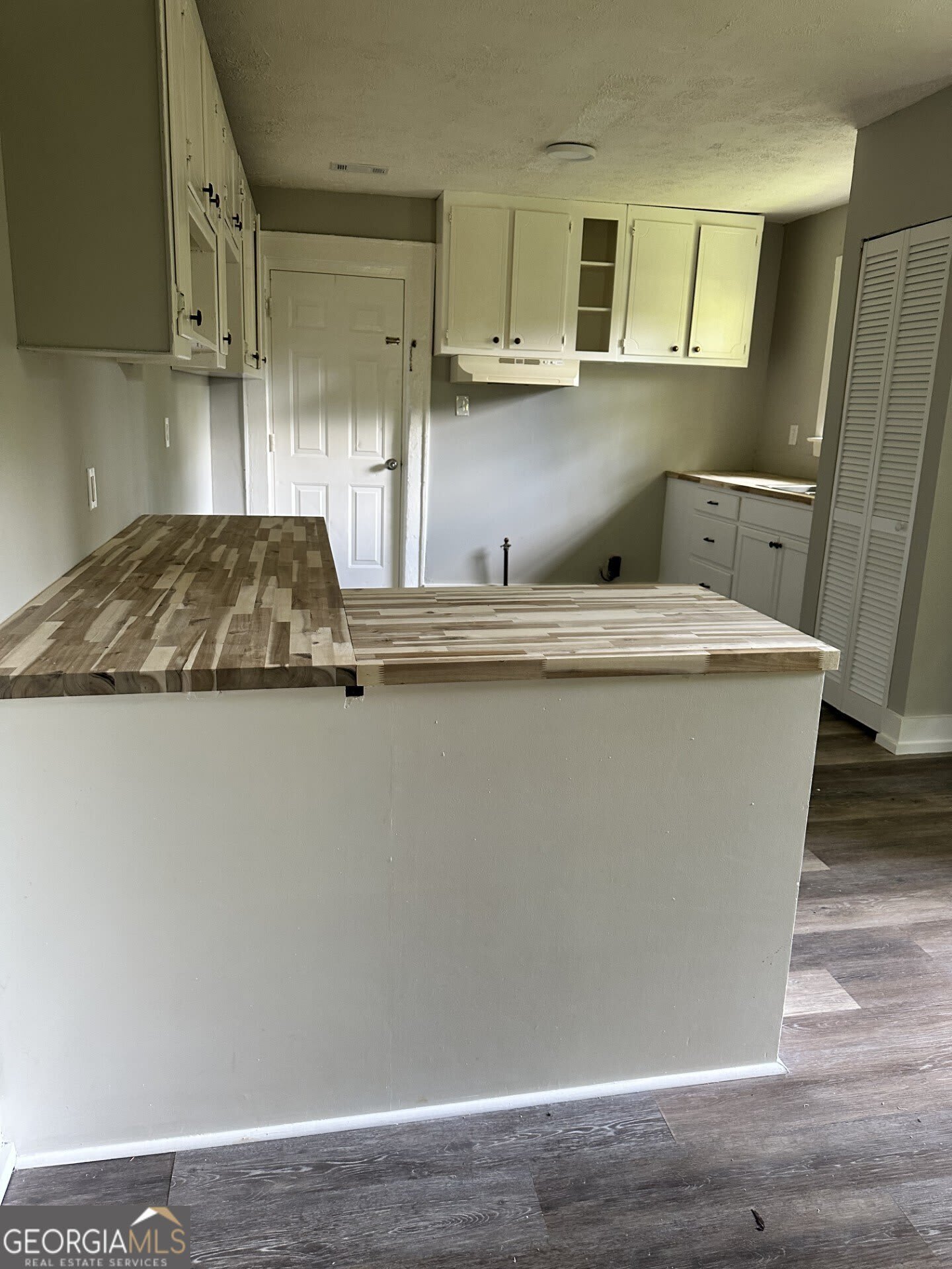 6 Windsor Drive – photo 4