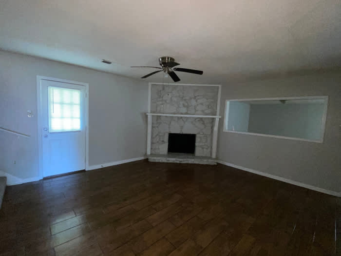 6360 Raible Drive – photo 3
