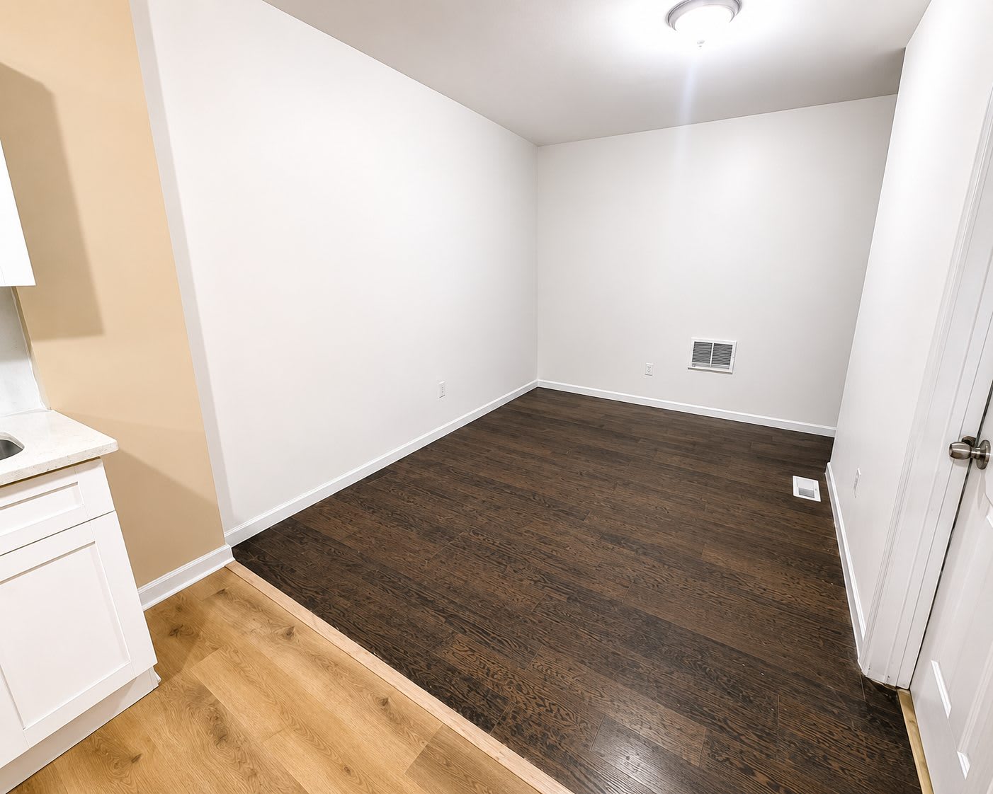 152 South 10Th Street – photo 4