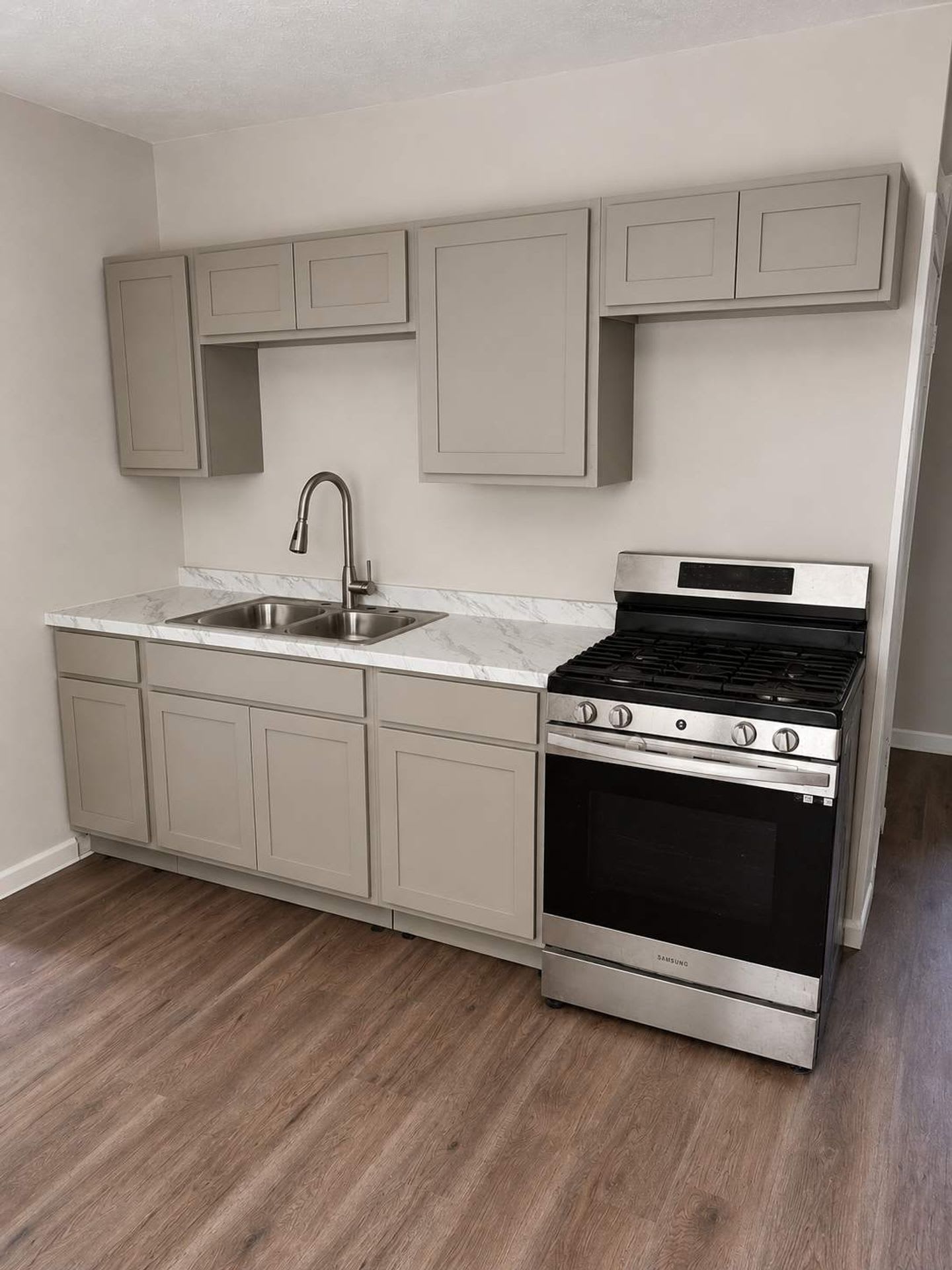 Completely Remodeled Single-Family Home! – photo 5