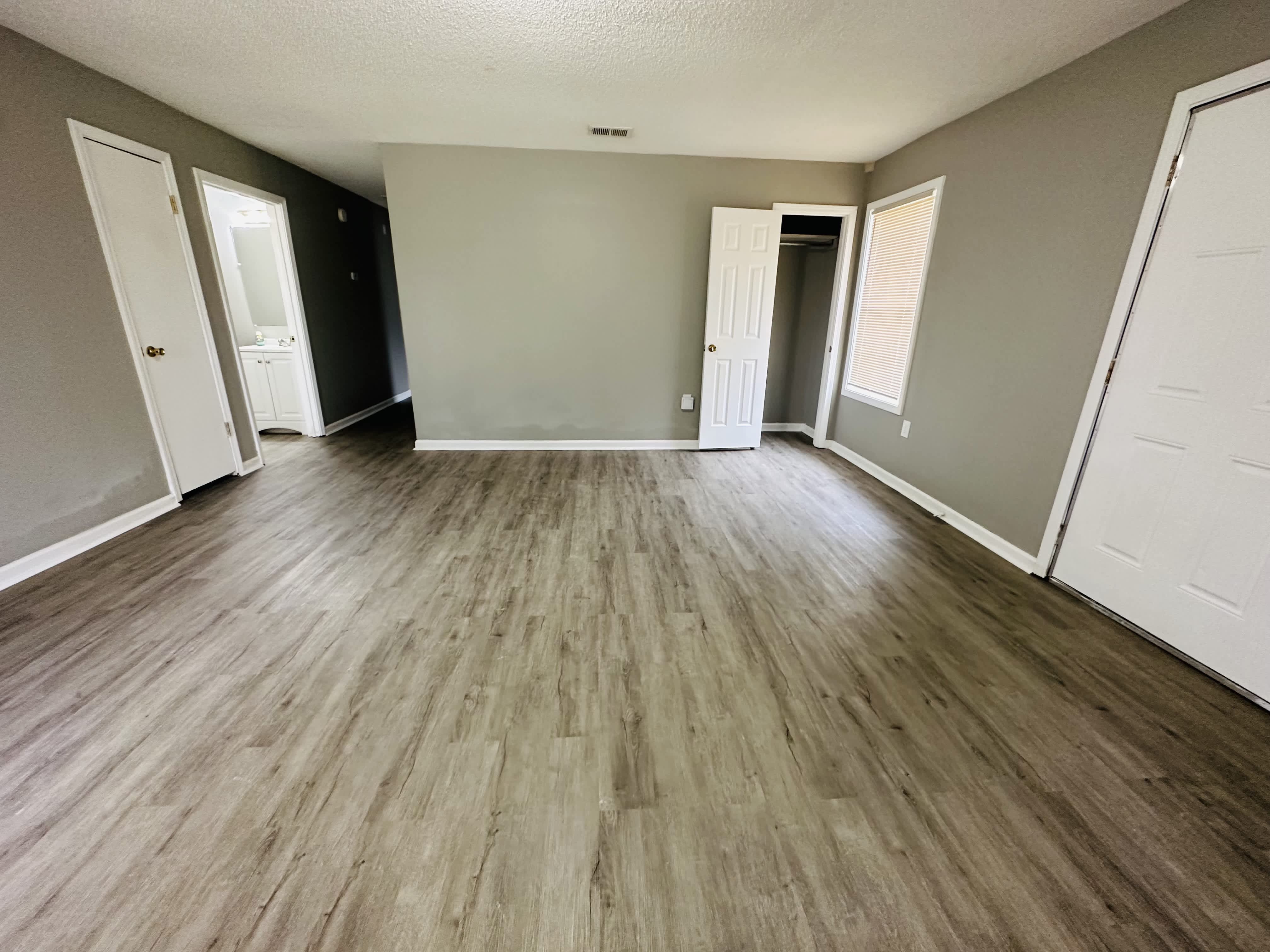 715 Ayers St – photo 3