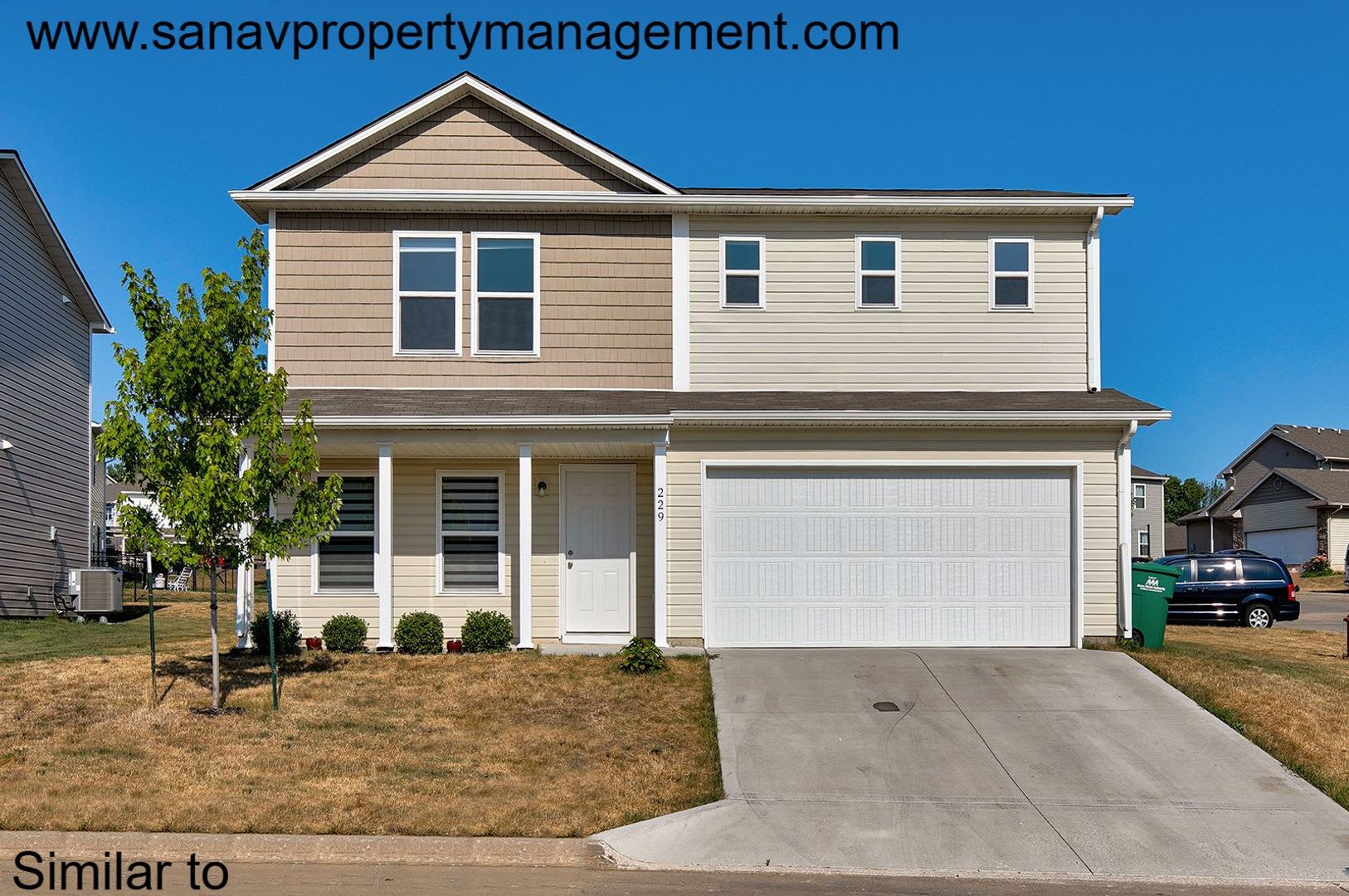 Stunning 4-Bedroom Home in Prime Norwalk Location with Open-Concept Living with fenced backyard – photo 2