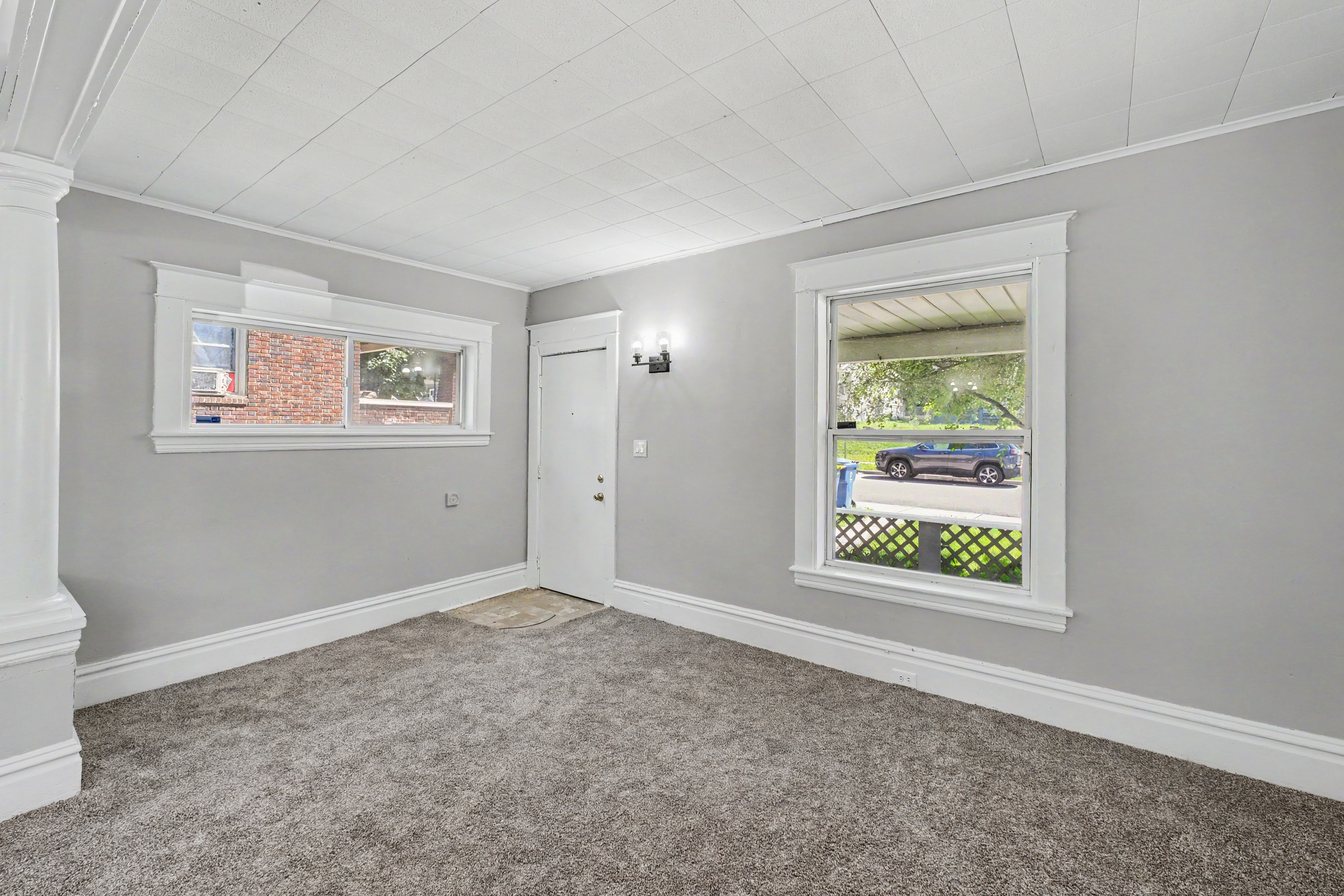 635 Worden St SE – photo 3