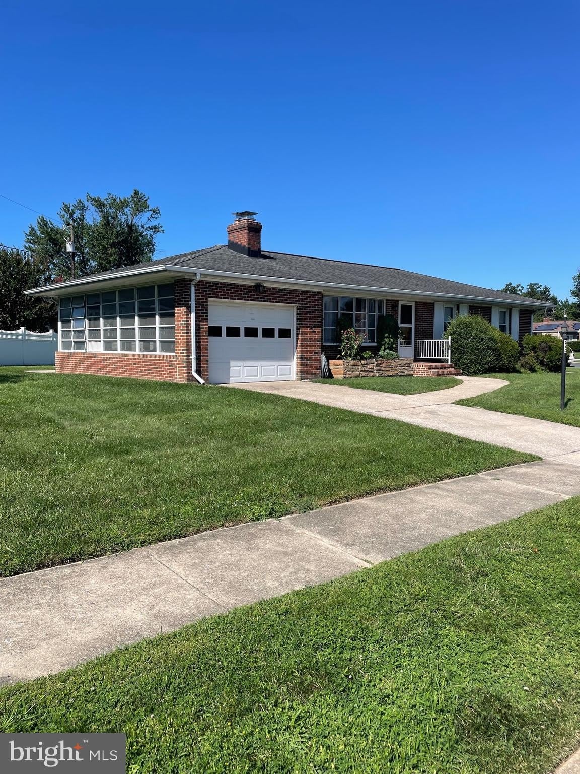 624 GAYLE Drive – photo 2