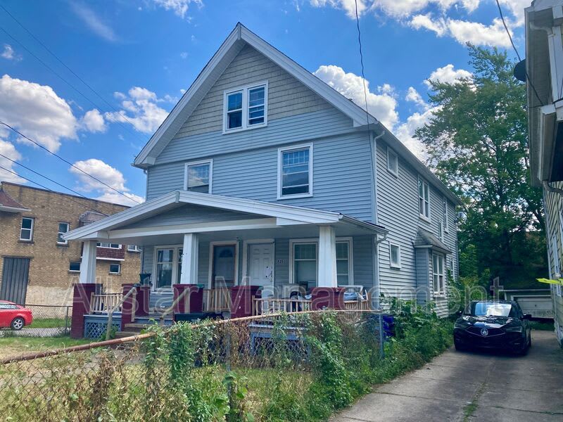 8203 Denison Avenue – photo 2