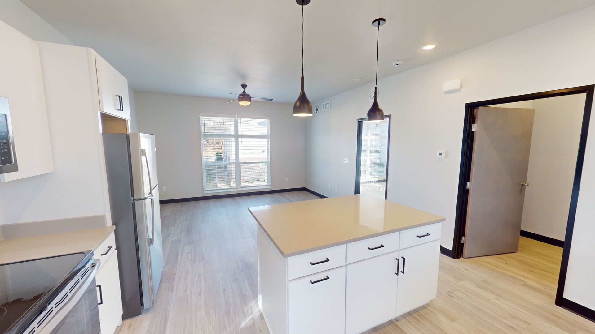 2807 Oakland – photo 1