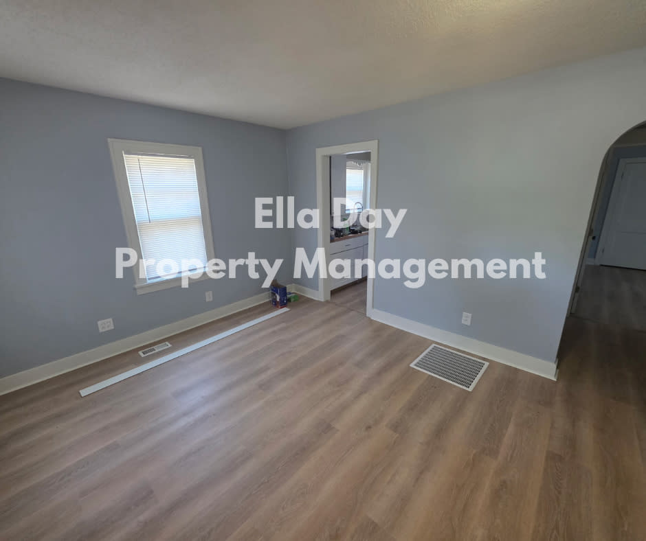 1002 South Topeka Street – photo 3
