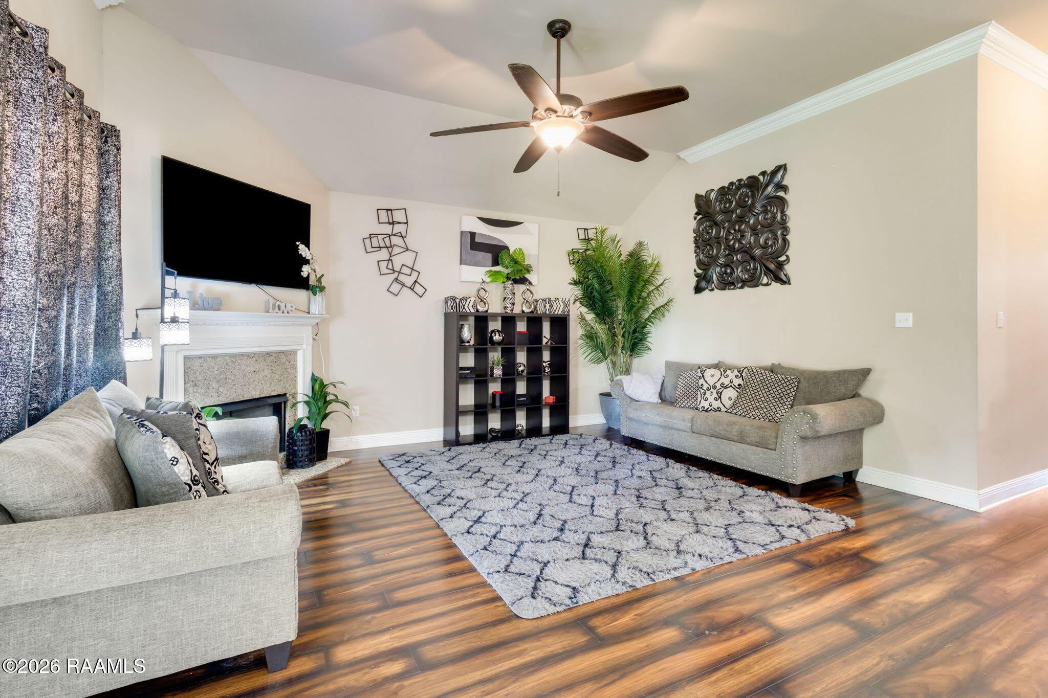 114 Clover Leaf Drive – photo 4