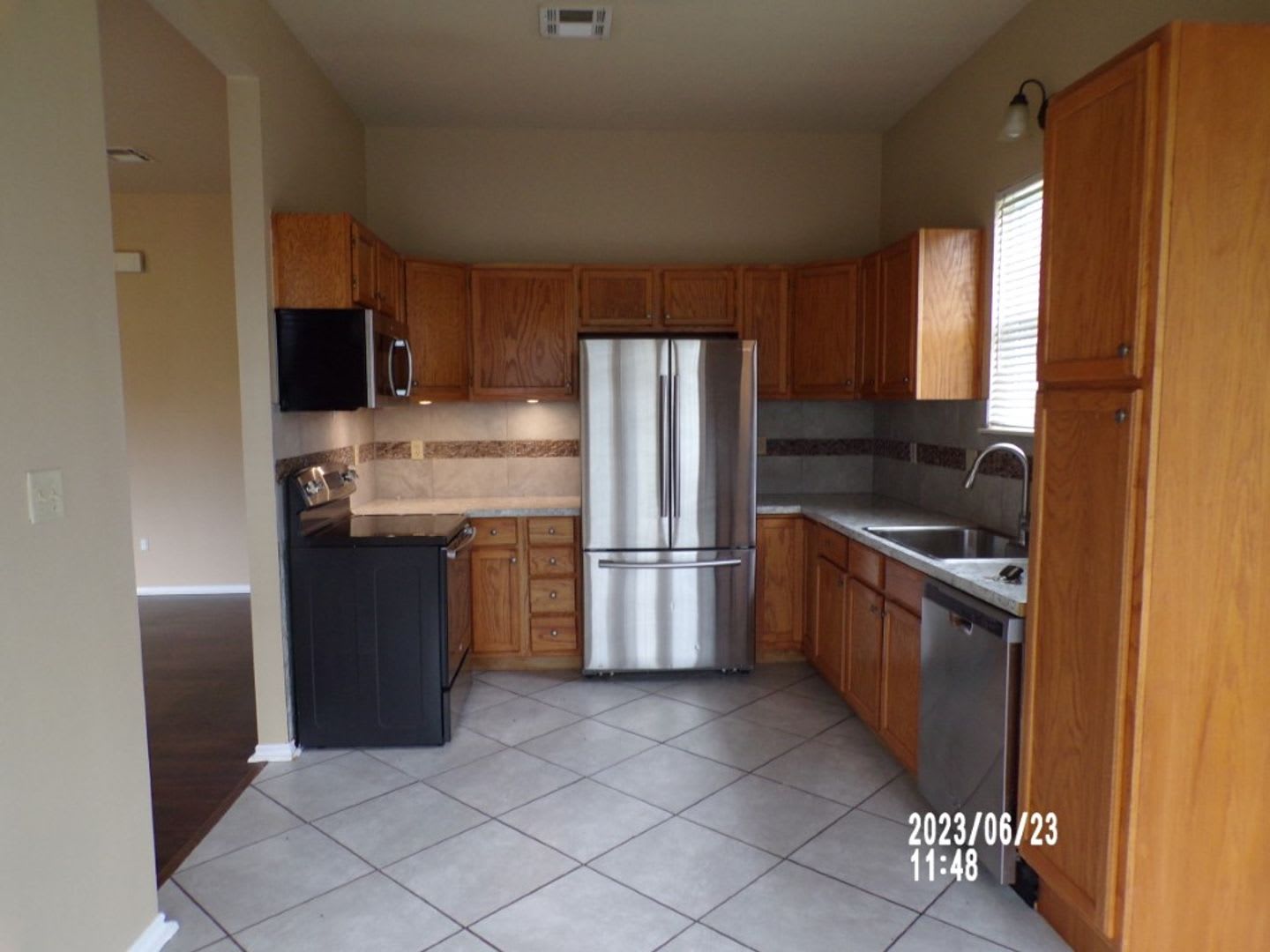 828 Wisconsin St – photo 4
