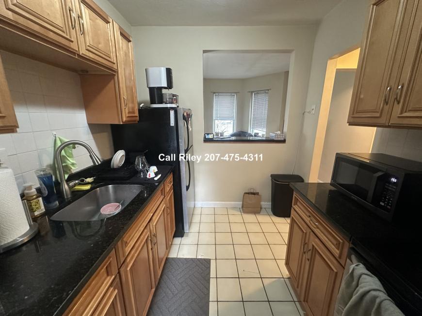 1427 Commonwealth Ave. – photo 4