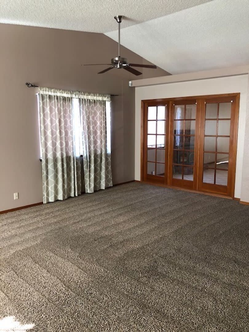 North Hanford Home – photo 4