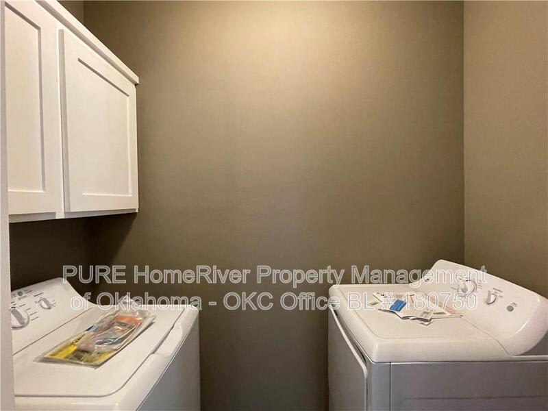 1002 Sw 91St St – photo 4