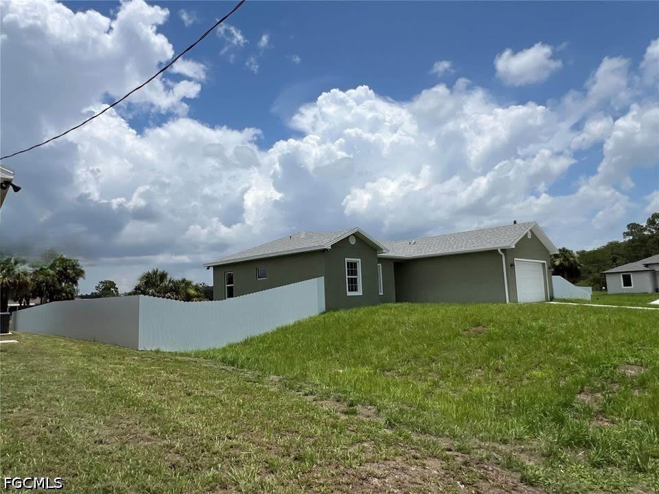 1133 Leader Street – photo 3