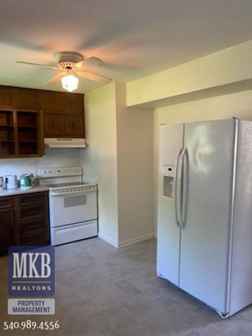 526 Albemarle – photo 2