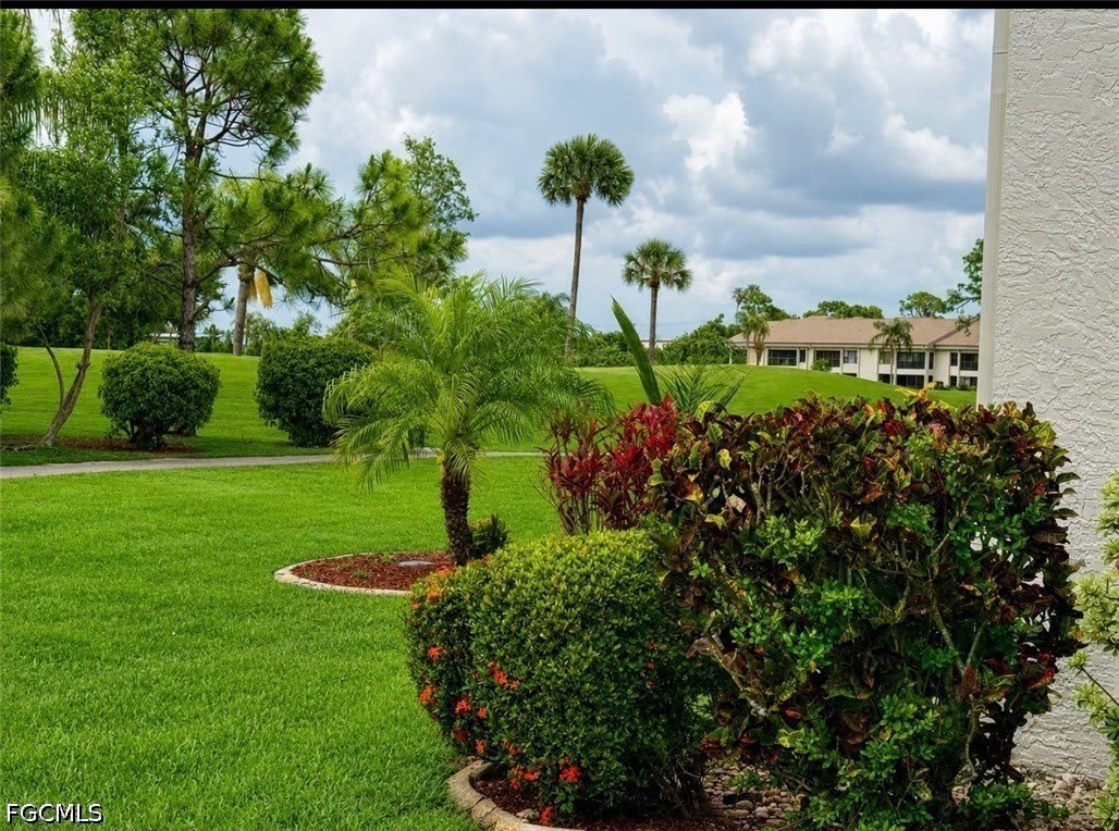 5765 Trailwinds Drive – photo 3