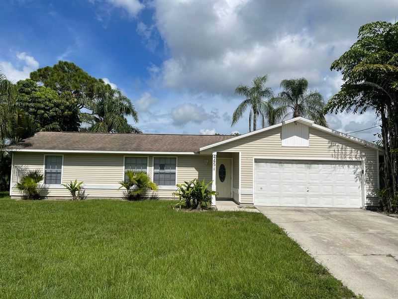 445 Candlewick Cir W – photo 1