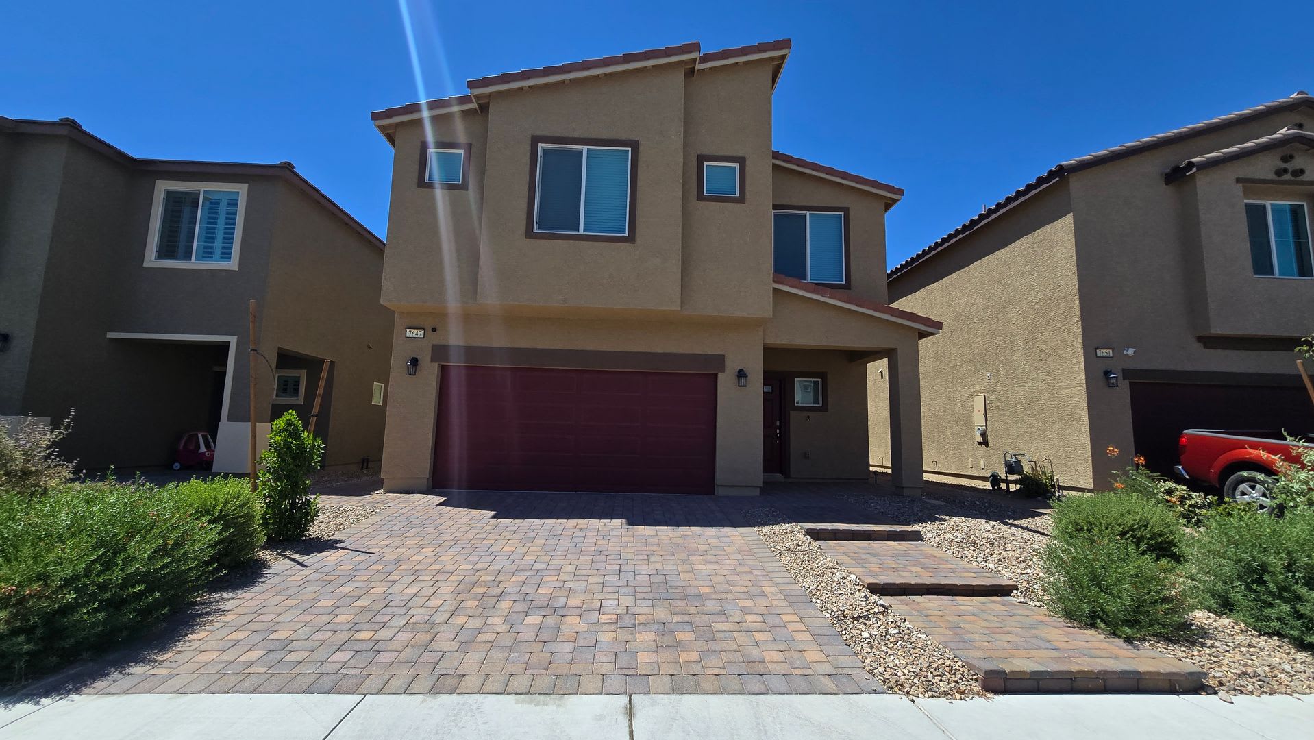 7647 Duran Harbor Ln // 5 bedroom new build for rent – photo 1