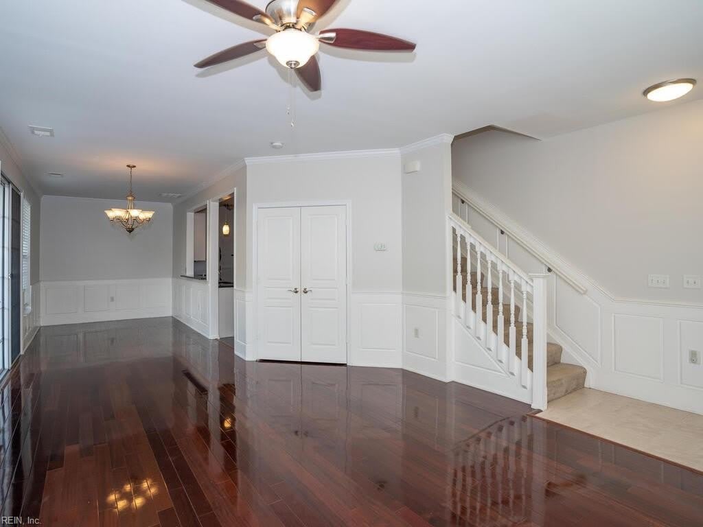 2028 Smallbrooke Court – photo 5
