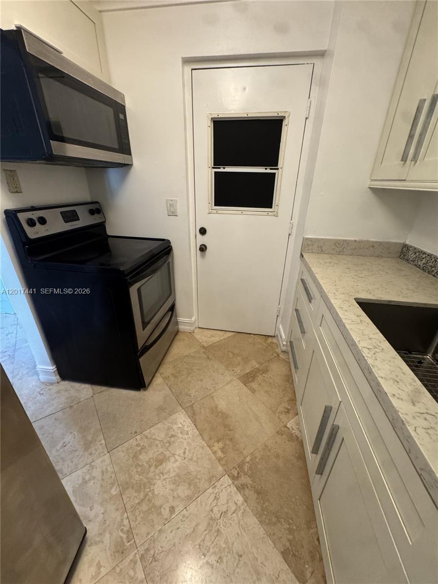 1407 Northeast 56th Street – photo 1