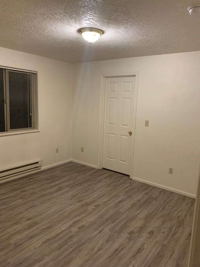 705 Benjamin Ave Duplex – photo 3