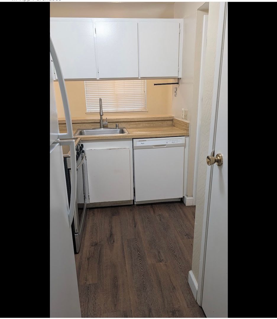 Charming Lower-Level 1 Bedroom, 1 Bath Condo for Rent – photo 4