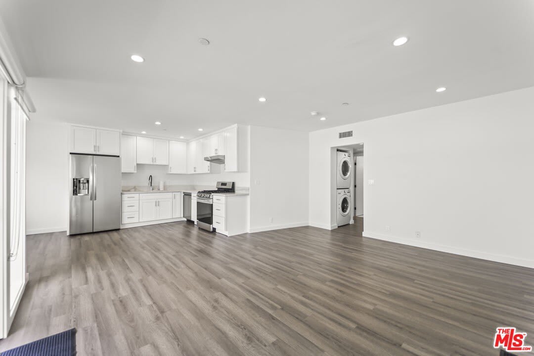 1264 9th St – photo 3