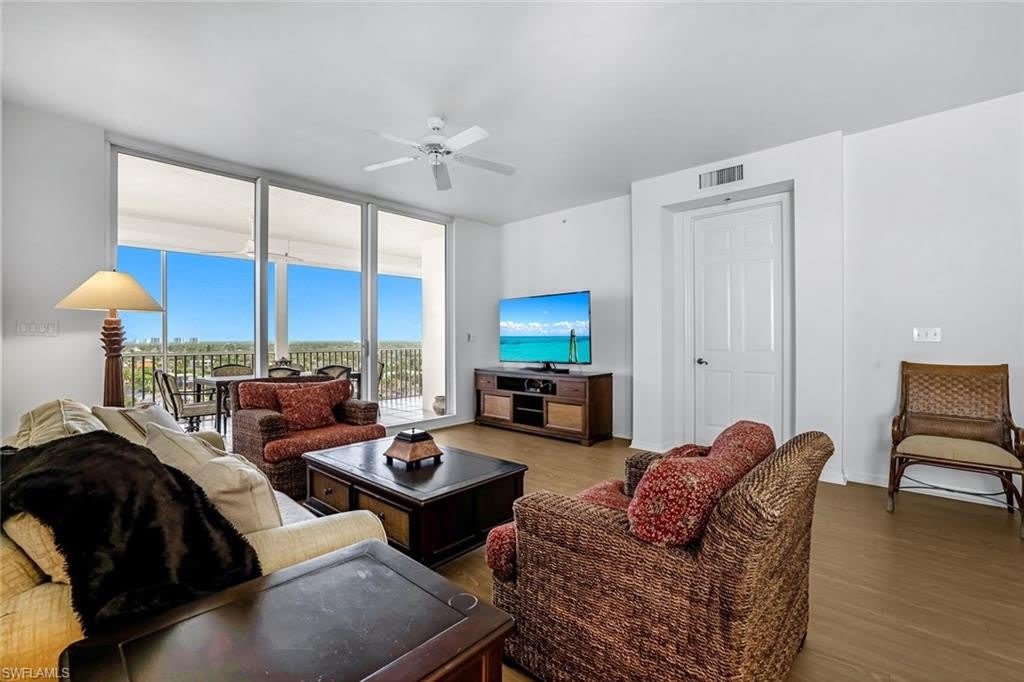 410 Flagship Dr – photo 2