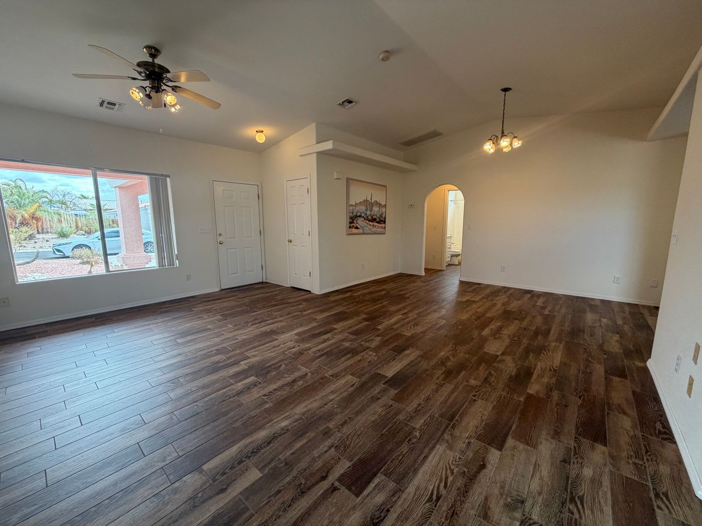 2 bedrooms 2 baths in Mesquite Creek with Community Pool and Spa – photo 3