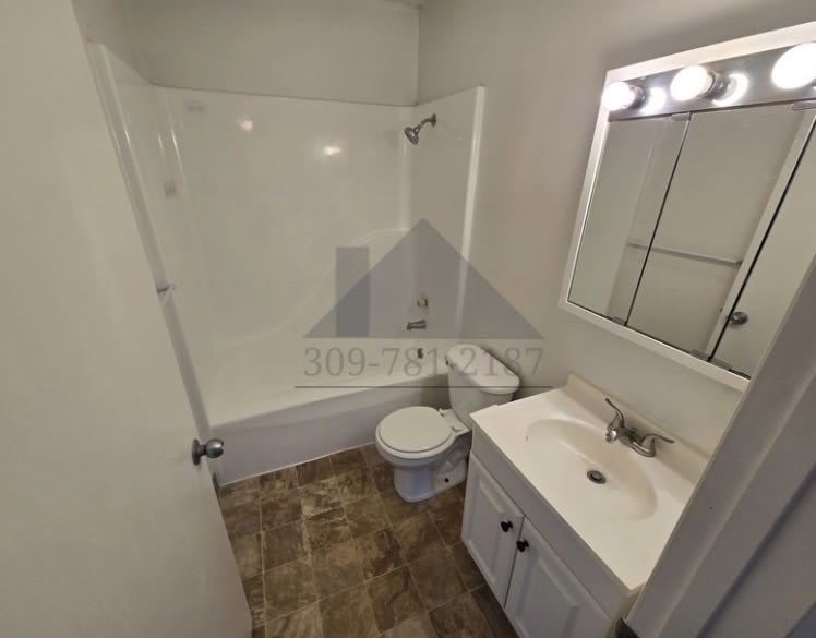 5511 34th Ave – photo 3