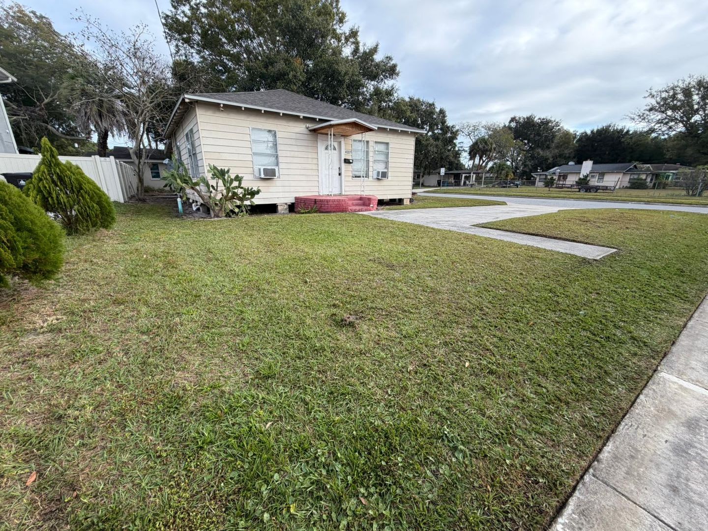 Spacious 4Br Home In Orlando Move In Ready With Great Location – photo 2