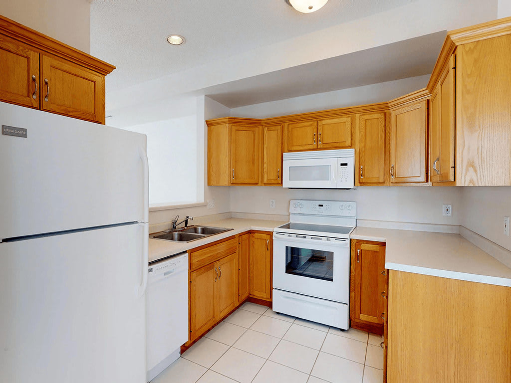 Crystal Bay Townhomes – photo 2