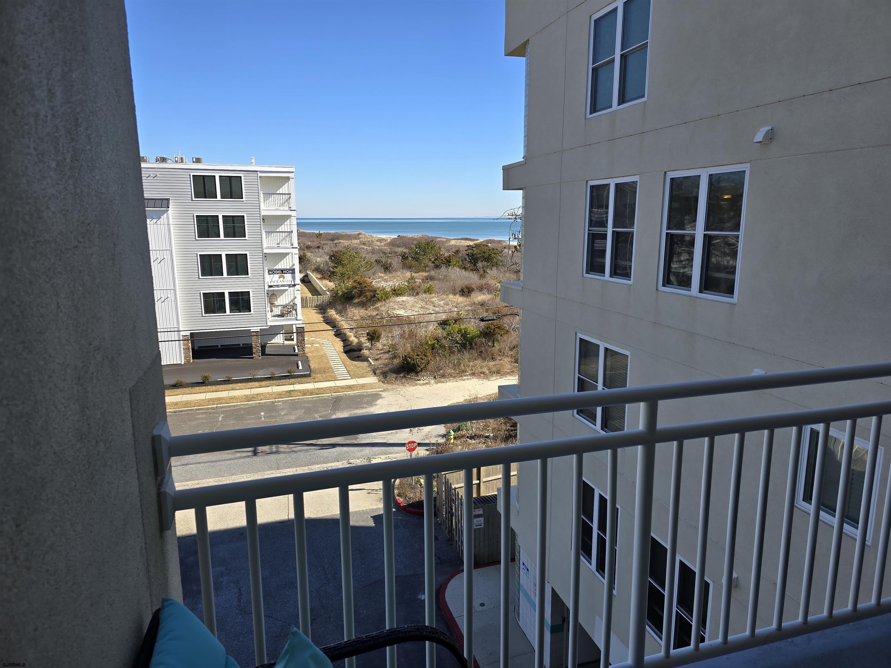 600 W Brigantine Ave – photo 3