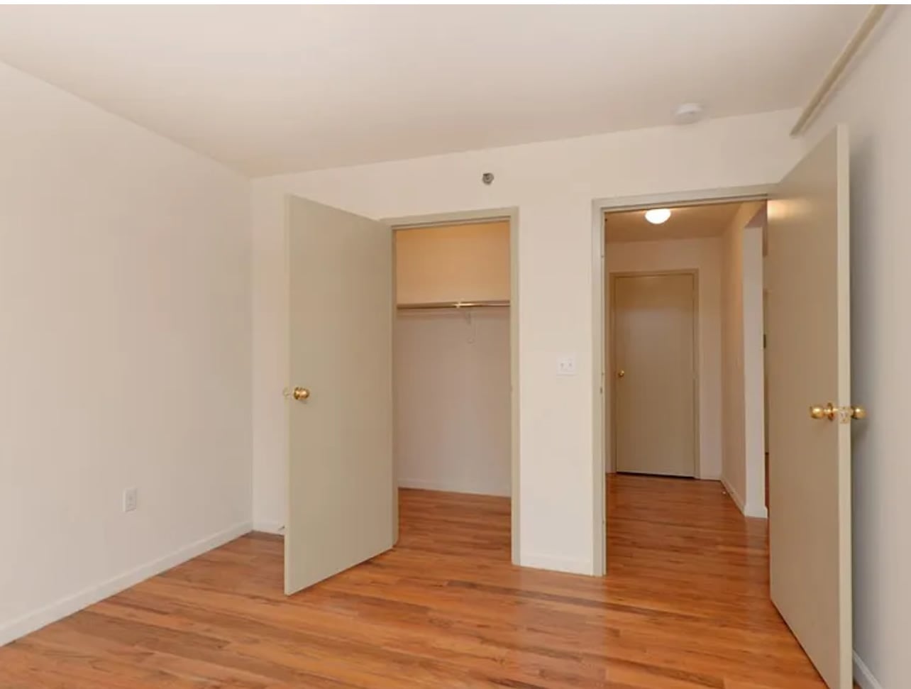 101 Wilson Ave – photo 4