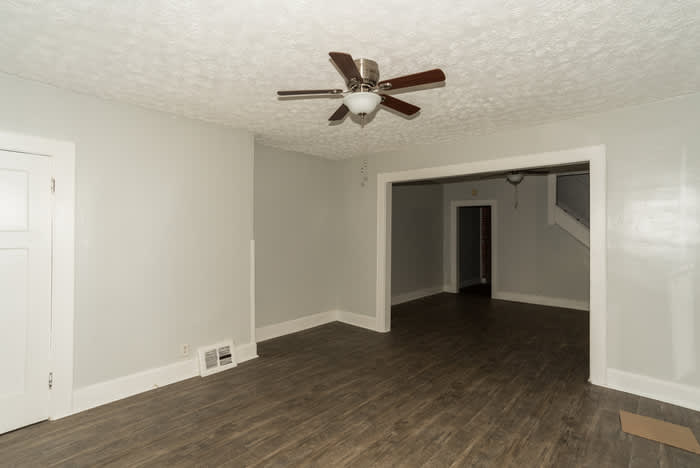 306 North Riley Avenue – photo 4